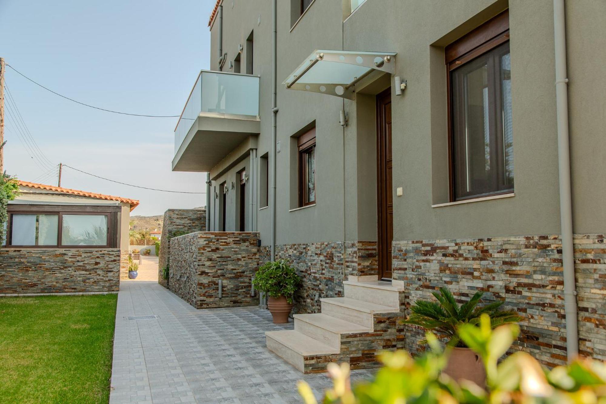 A Cozy Eco Villa By The Sea Gouves Bagian luar foto